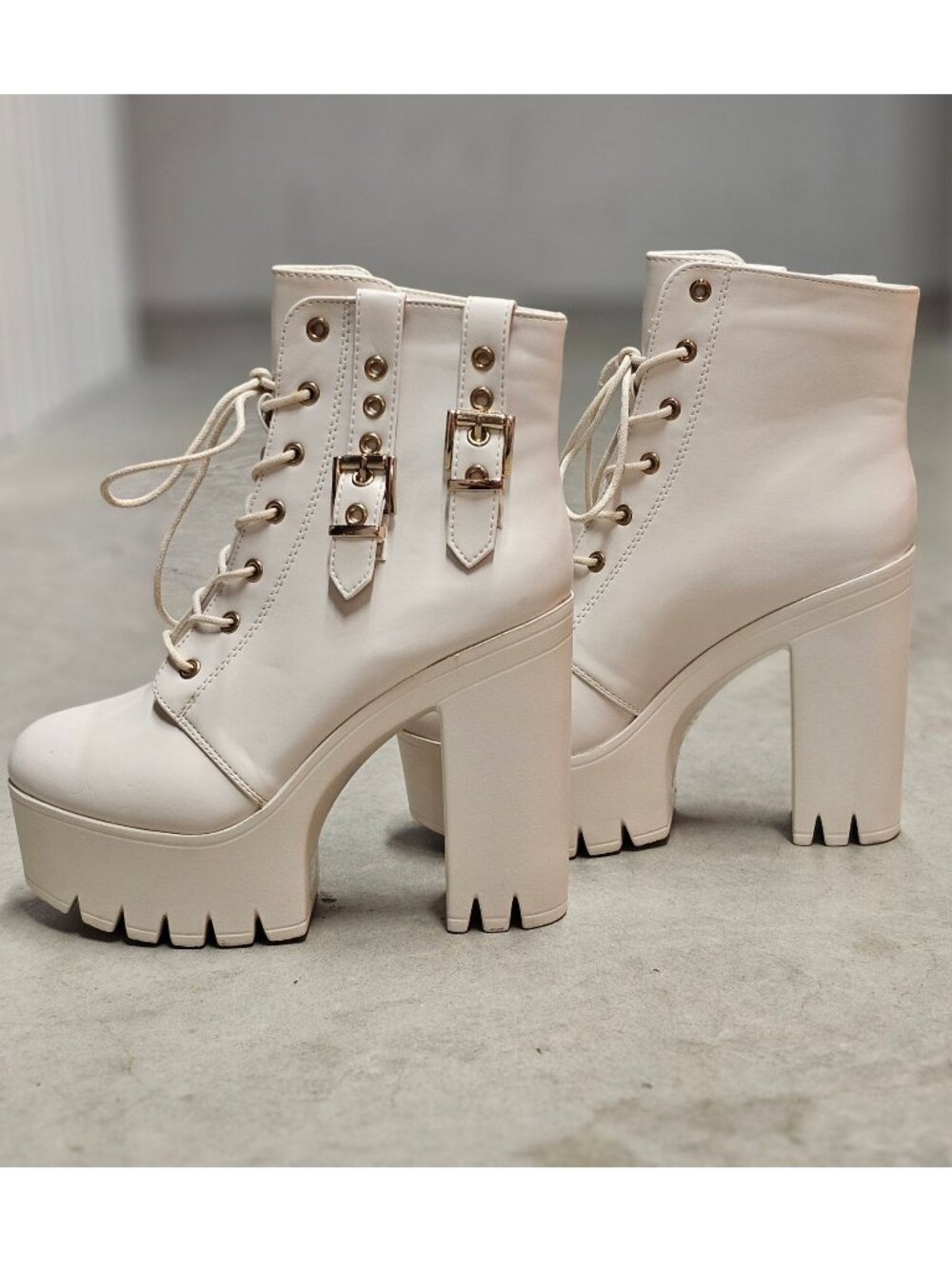 Lace-Up Platform Chunky Heel Ankle Boots With Dual Buckle Detail In Off White